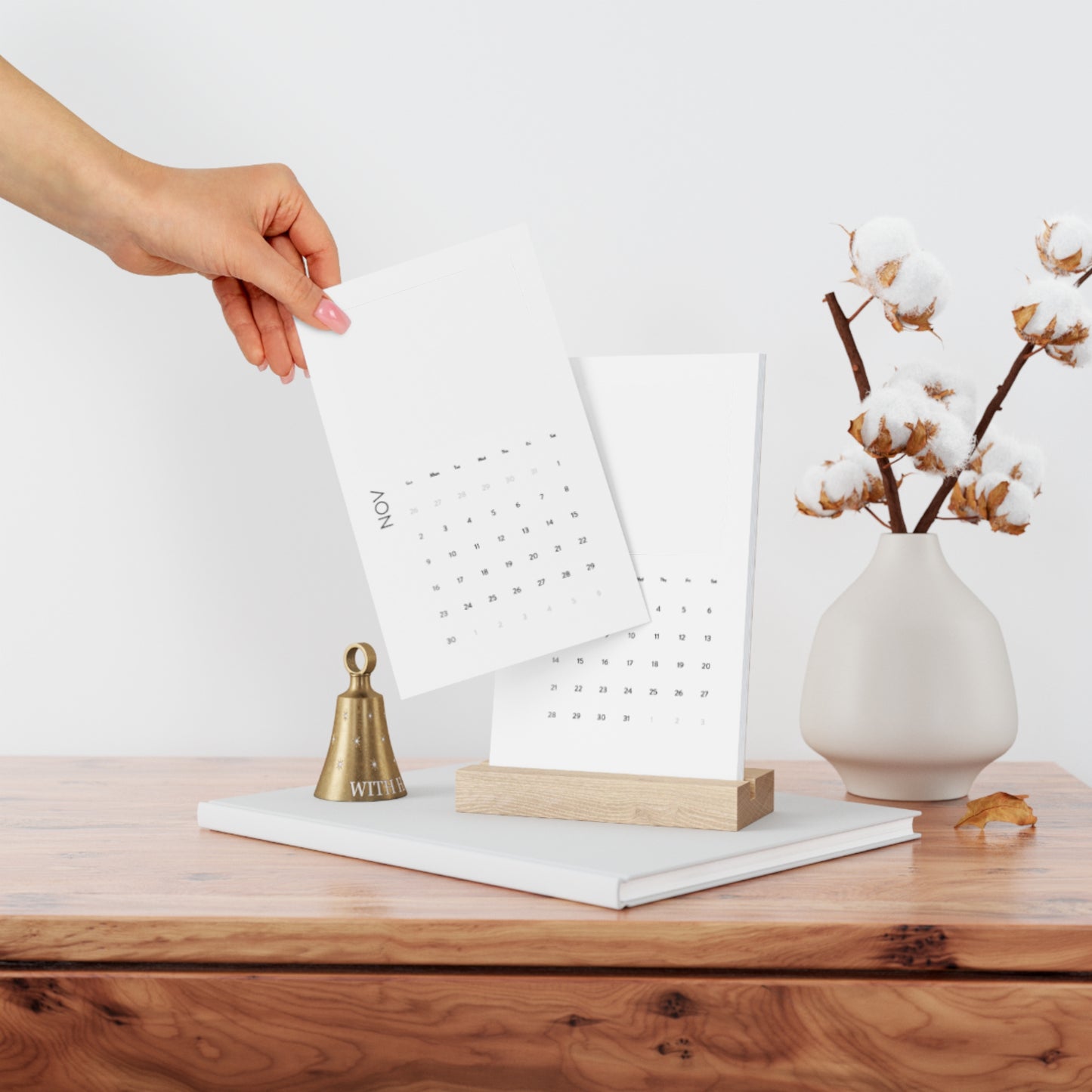 2025 Vertical Desk Calendar